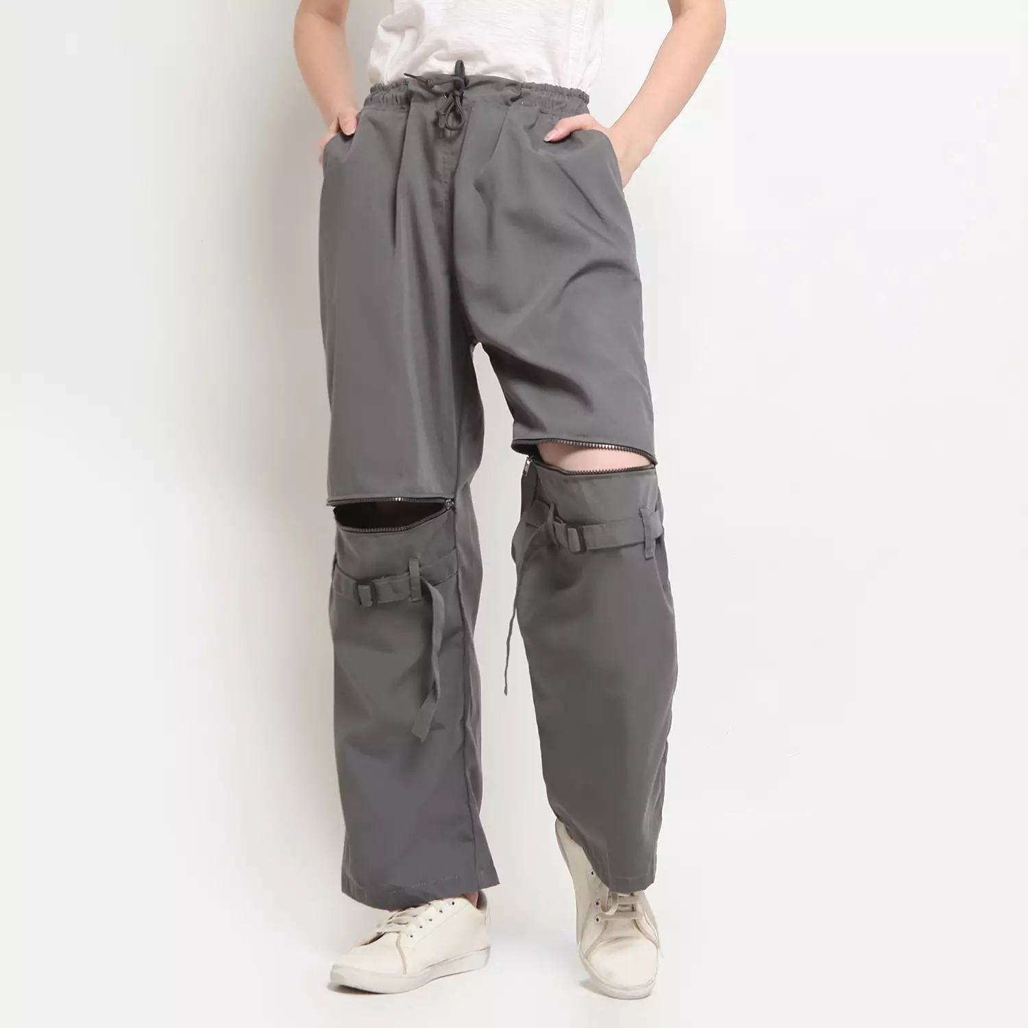 OKECHUKU Queen Celana Hypebeast Loose Fit Pants Streetwear Techwear Baggy Pants Wanita