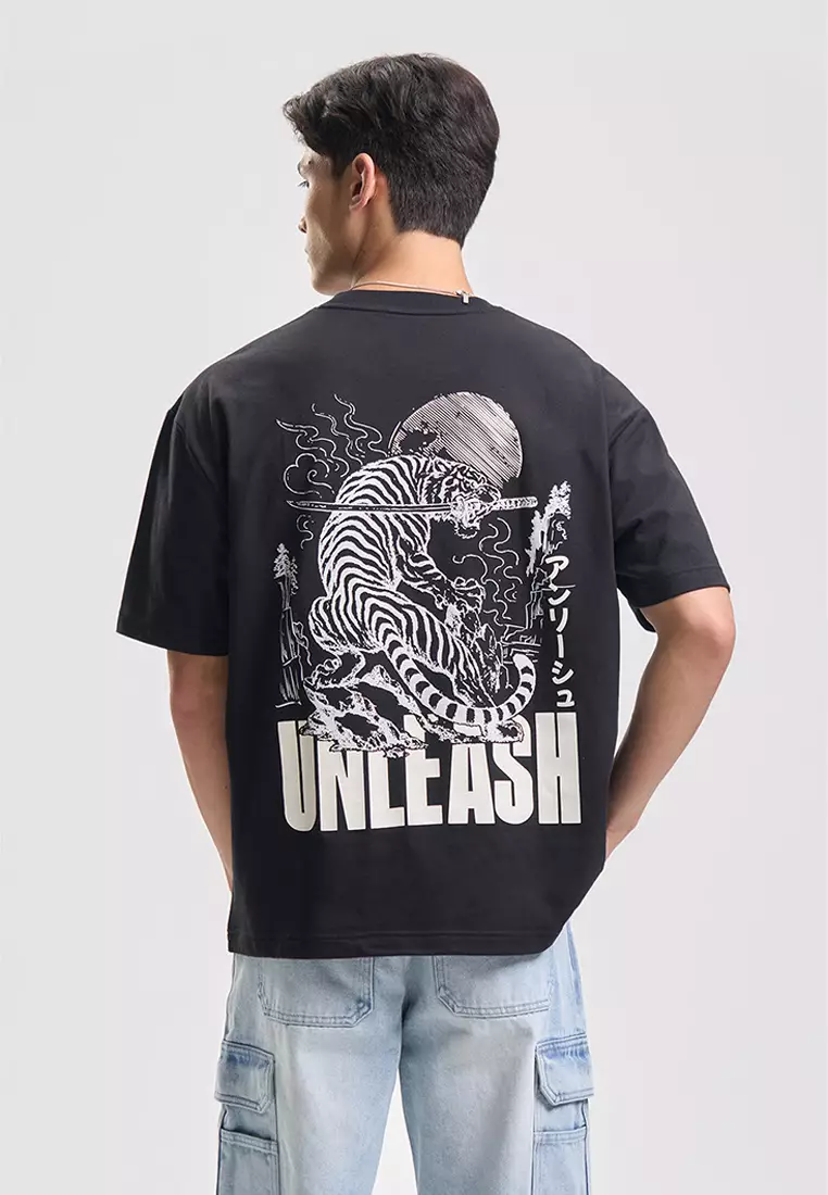 Unleash Relaxed Graphic T-Shirt