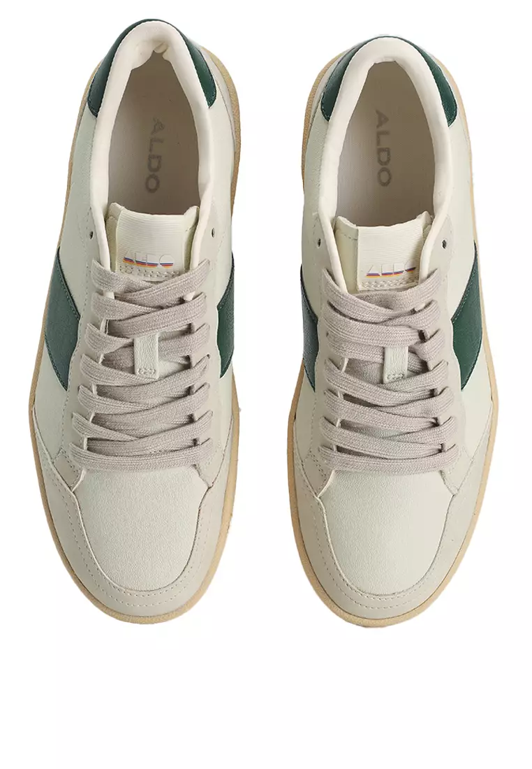 Roscoe Sneakers