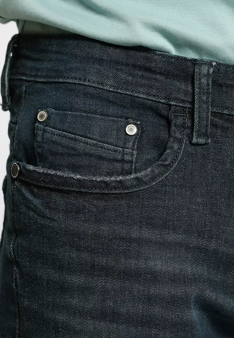 MANZONE - Celana Denim Panjang Pria Owen Slim Fit - Dark Blue Warna Blue_Dark