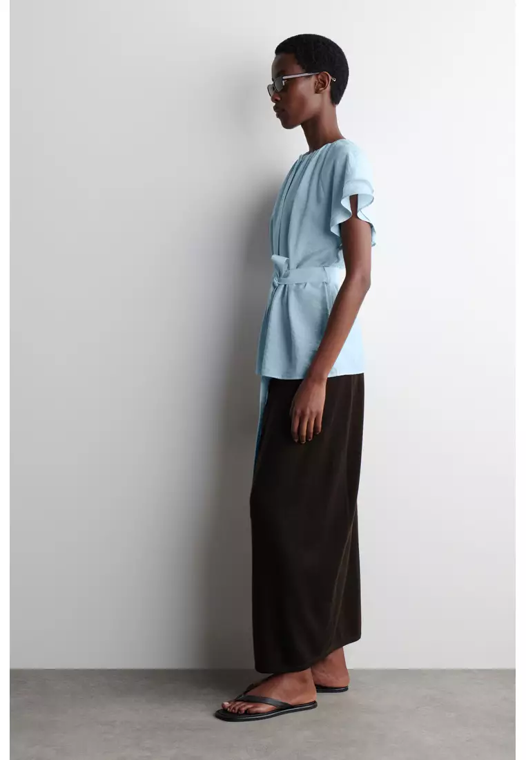 LAYERED BELTED BLOUSE