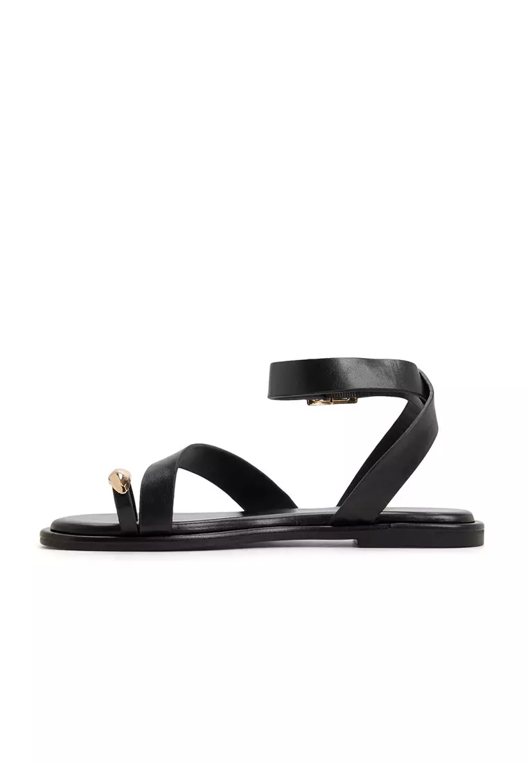 Oliviah Flat Sandals