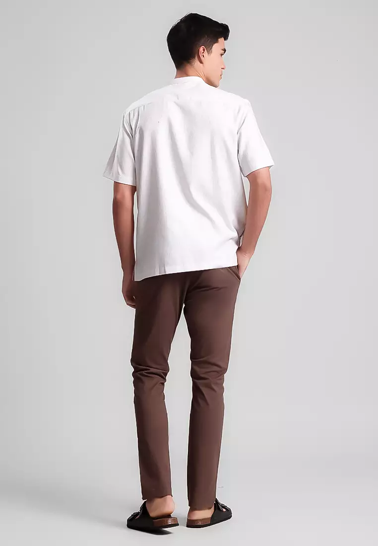 MANZONE - Kemeja Koko Lengan Pendek Pria Duhail Comfort Fit - Khaki Warna Khaki