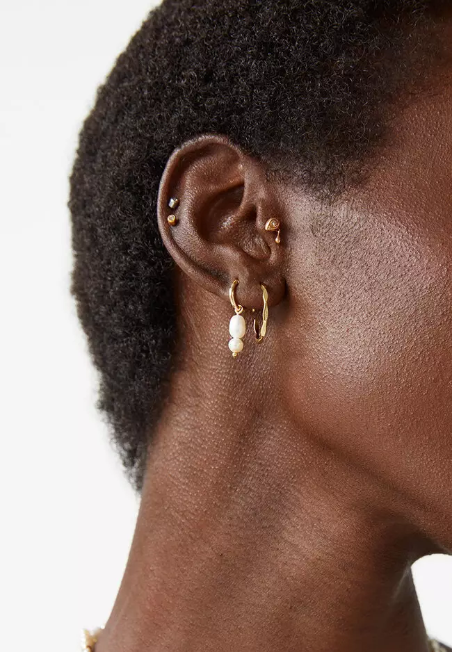 Gold hammered hoop earrings on sale
