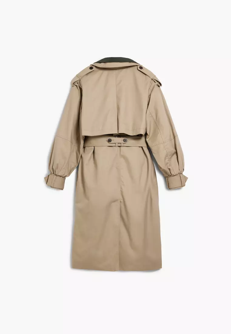 Detachable two-tone trench coat