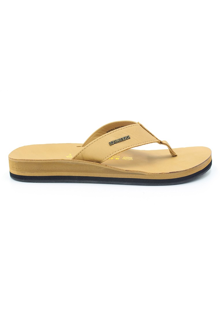Zurich - Beige Leather Sandals & Flip Flops