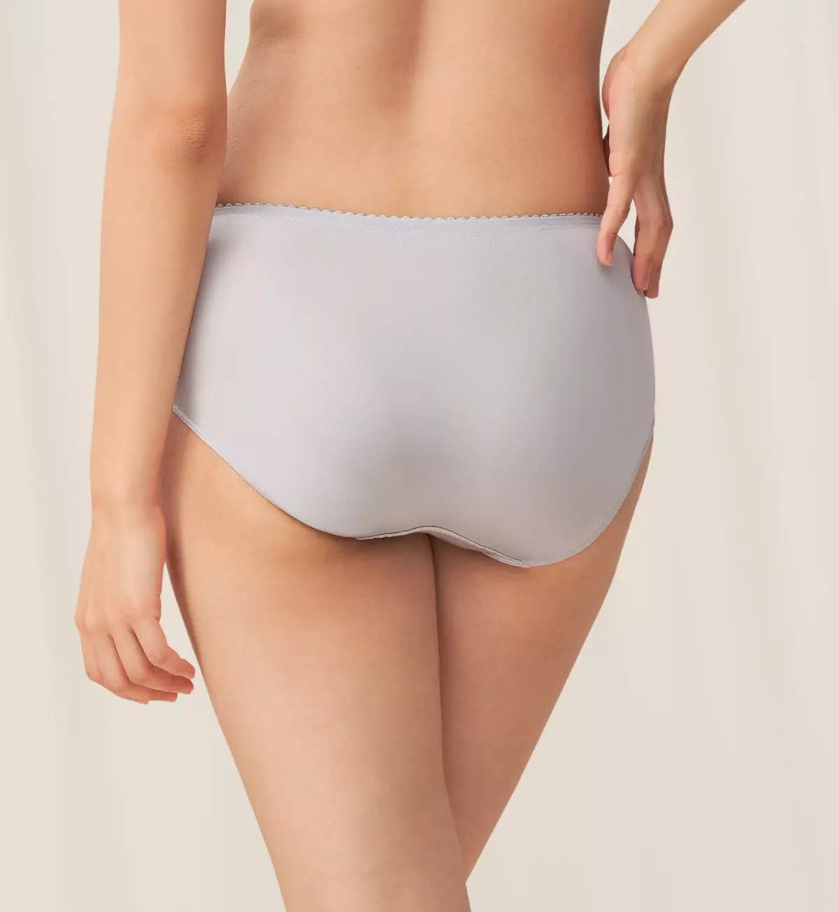 Triumph - Brief - Natural Edelweiss Hipster - FEATHER