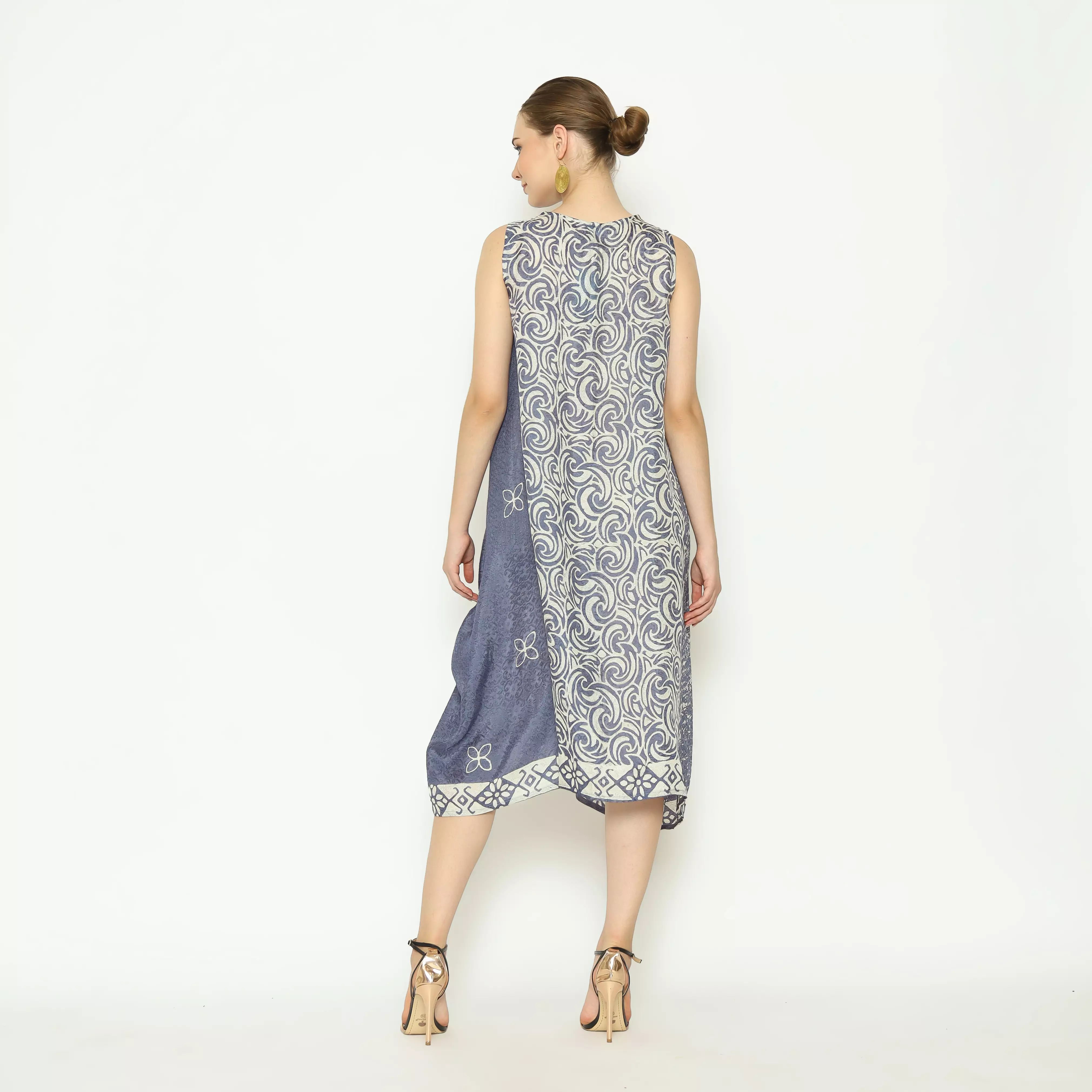 Rinjanie Batik - Dress Kait 4 - Dress Batik Modern - Dress Awan Bersahaja - Outfit Natal