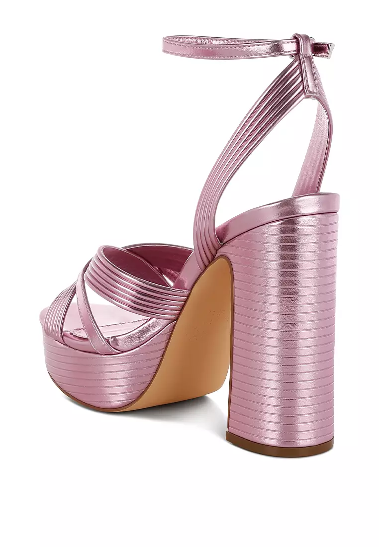 Sandal Hak Metalik dengan Tali Pergelangan Kaki Warna Pink