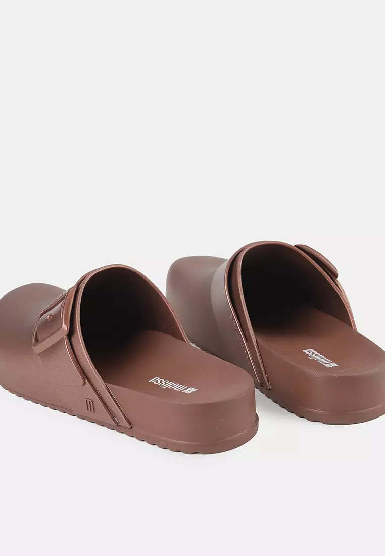 Cozy Clog Ad