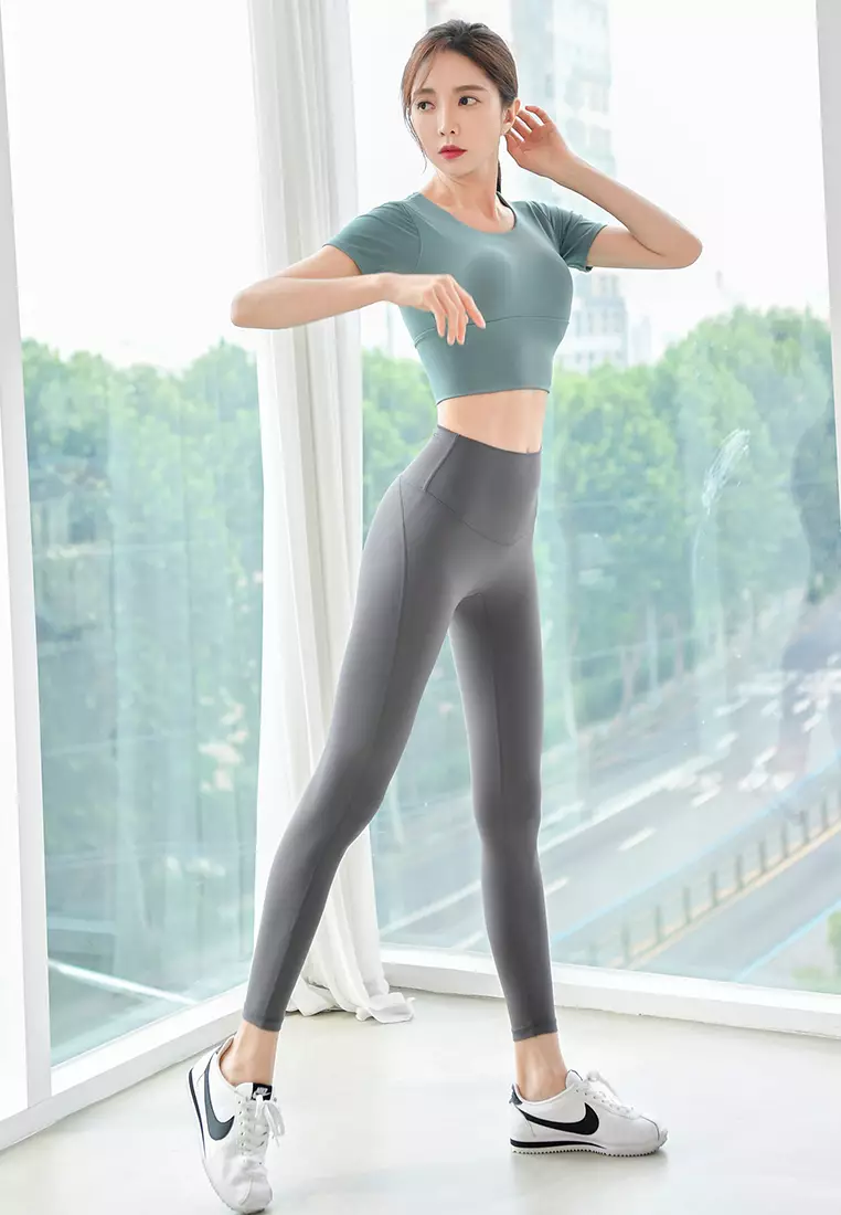 (3PCS) Quick Dry Running Fitness Yoga Dance Set (Tops+Bra+Bottoms)