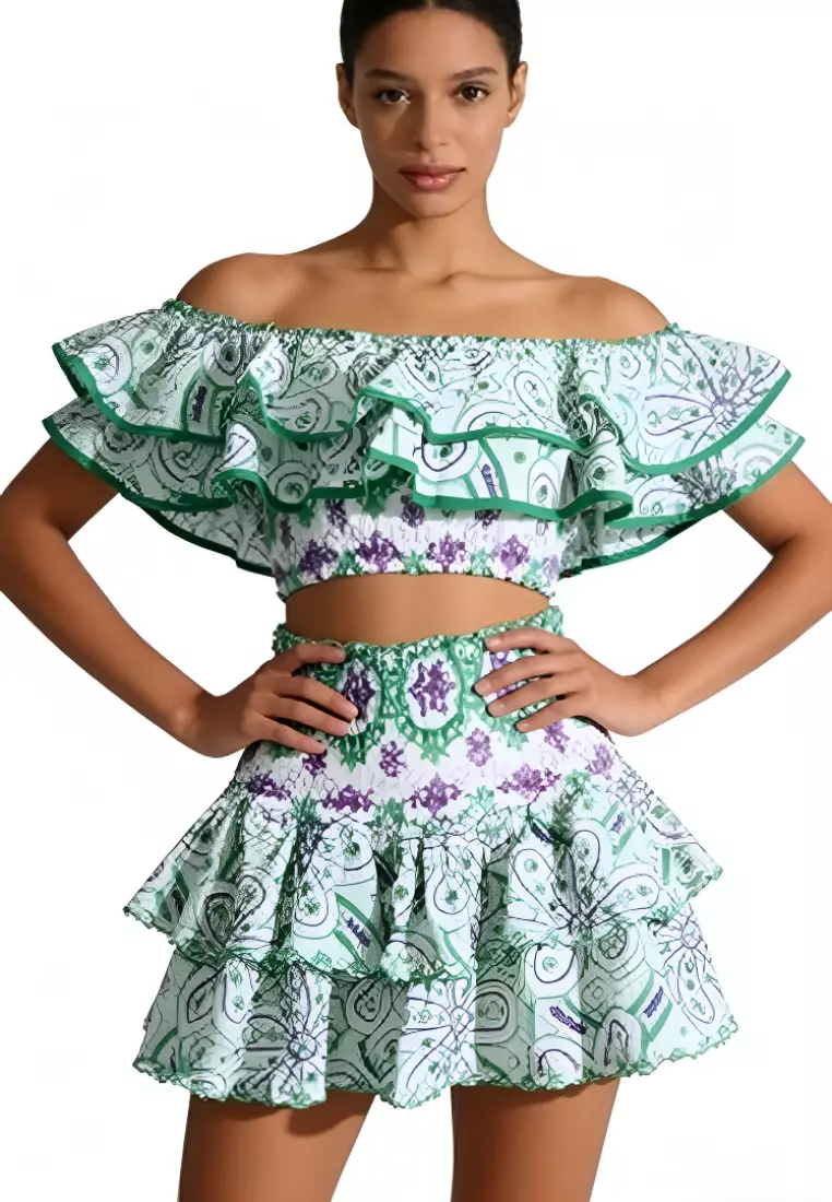 一字肩鏤空刺繡兩件套 CA26022443GR