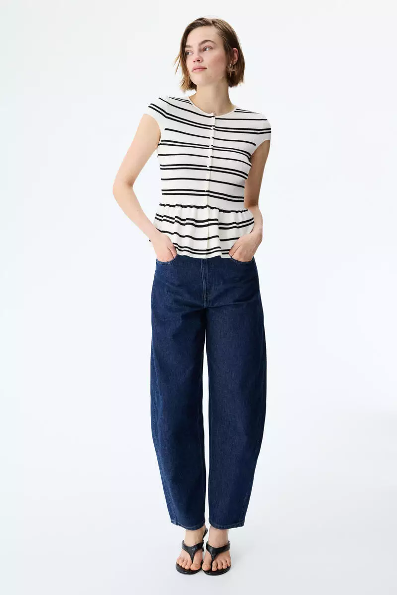 Short-sleeved peplum cardigan