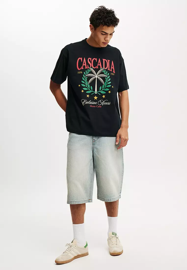 Box Fit Graphic T-Shirt