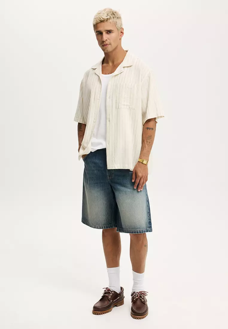 Textured Short Sleeve Shirt