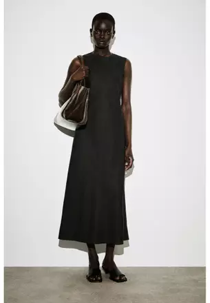 linen dress singapore Dresses for the Tropical Weather: Fabrics that Keep You Cool in This linen dress is perfect for beach Halter Collared Linen Dress 