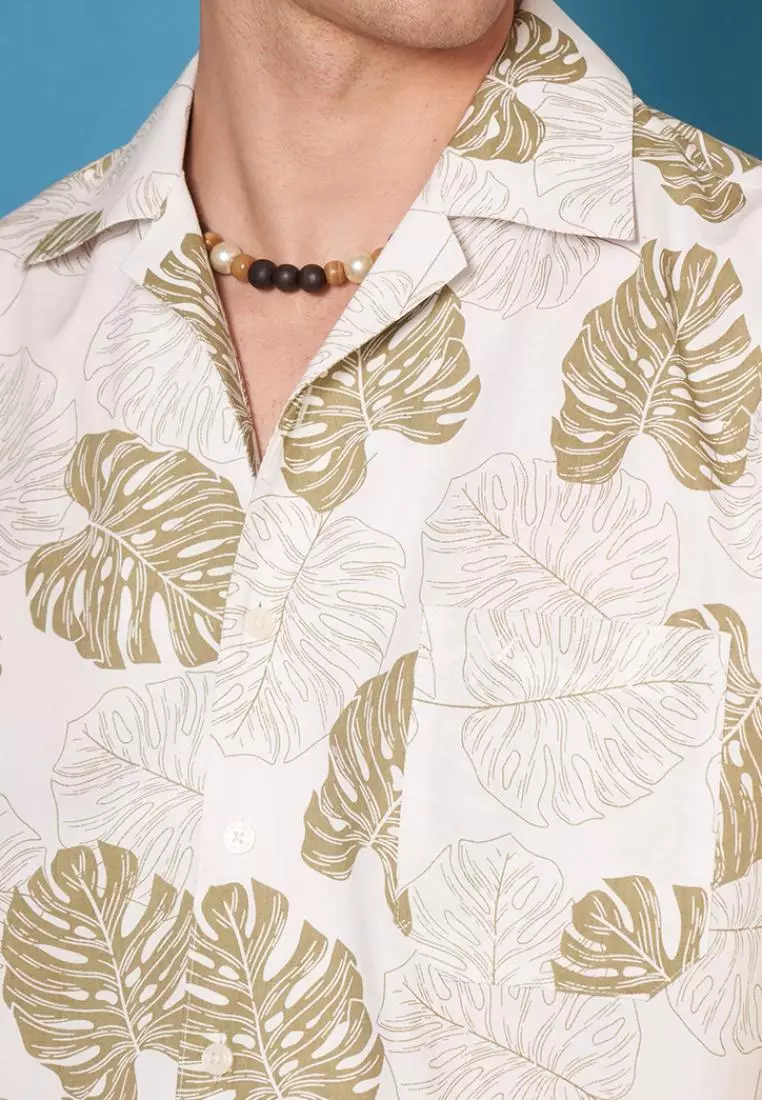Kemeja Ethan White Lengan Pendek Hawaiian Rouffe Leaf