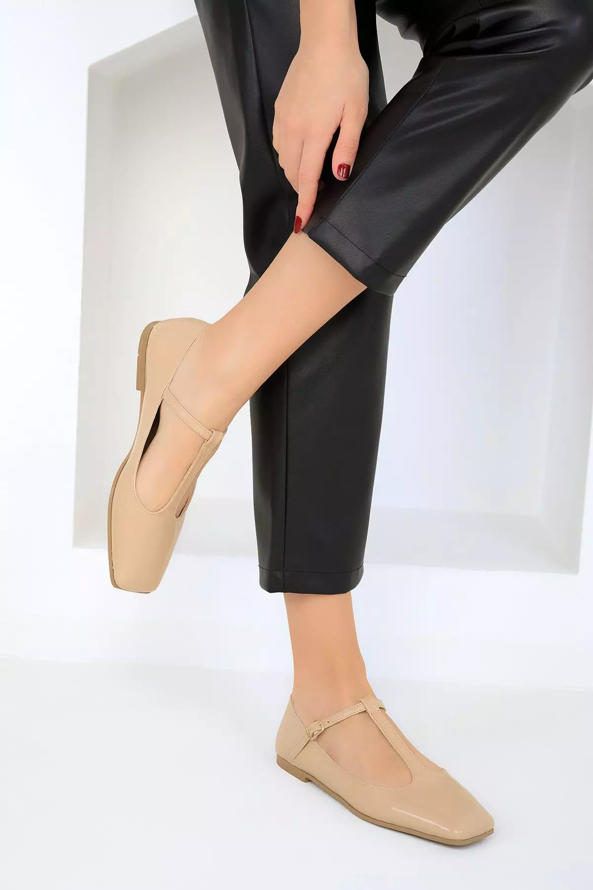 Discount on Soho  shoes - SKU: Black Patent Flats