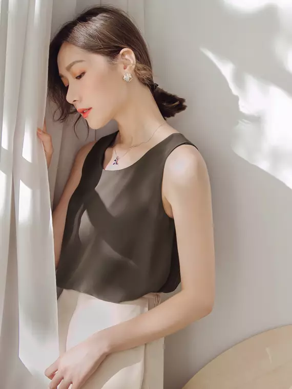 Chiffon vest shop tops