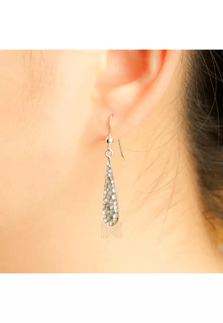 Minimal Textured Teardrop Silver Hook Earrings with 925 Sterling Silver