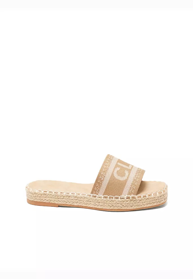 Discount on Cln  shoes - SKU: Davy Flatform Slides
