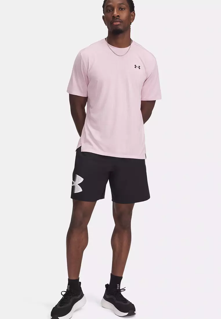 Tech™ Woven Graphic Shorts