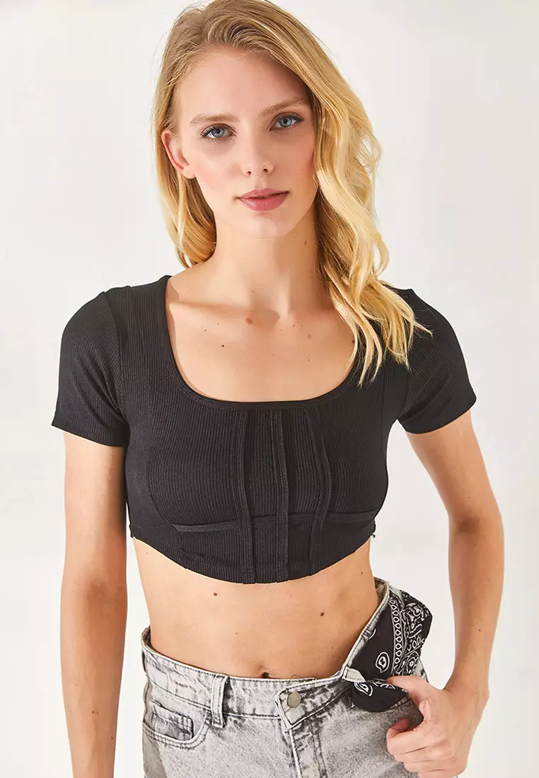 Fitted Short Sleeves Crop Top