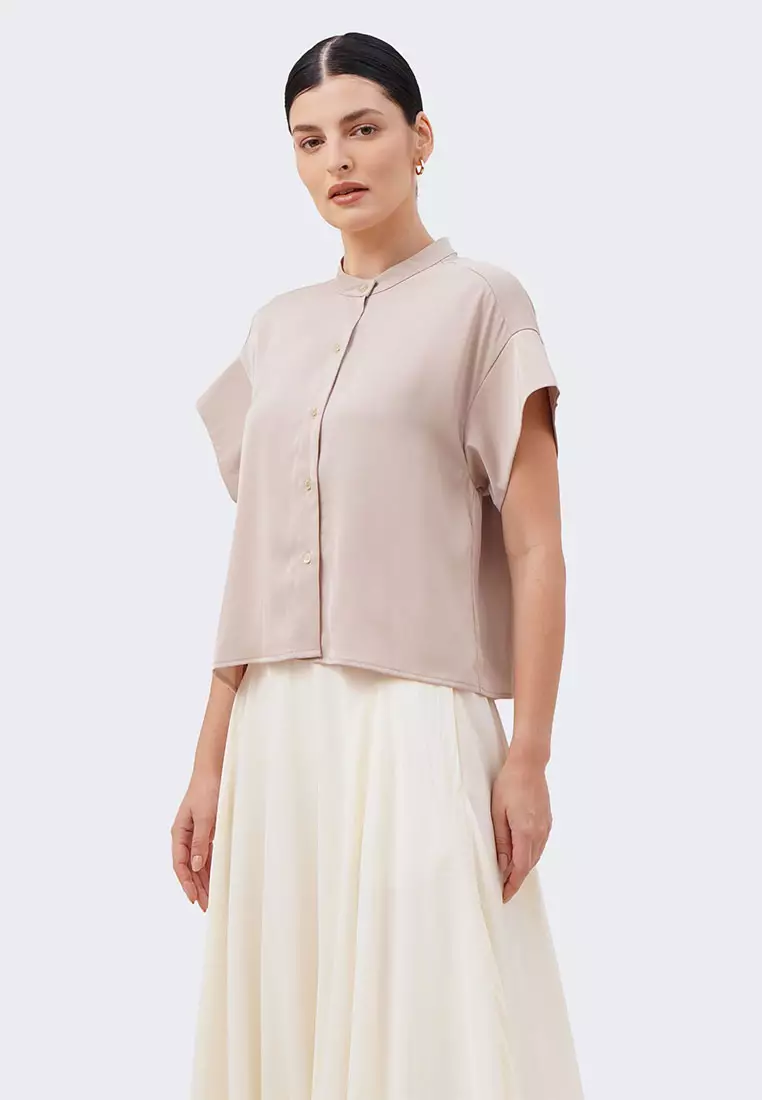 Women's Pleated Back Round Panel Shirt