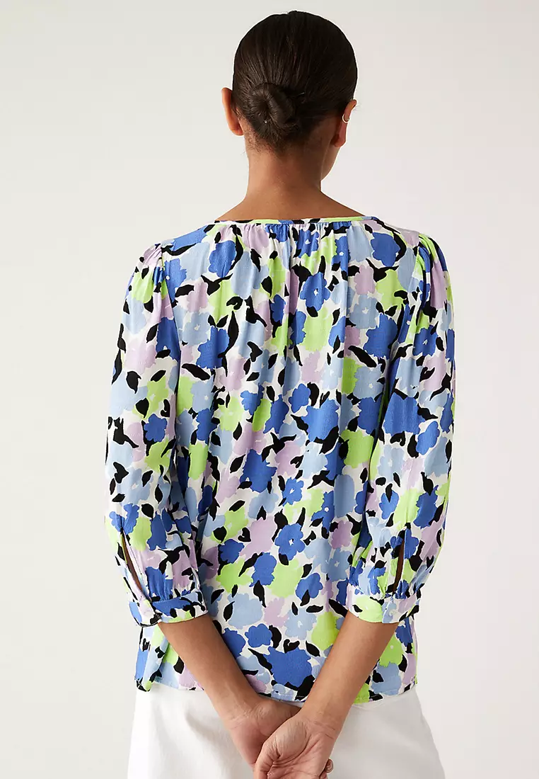 Floral V-Neck Blouse