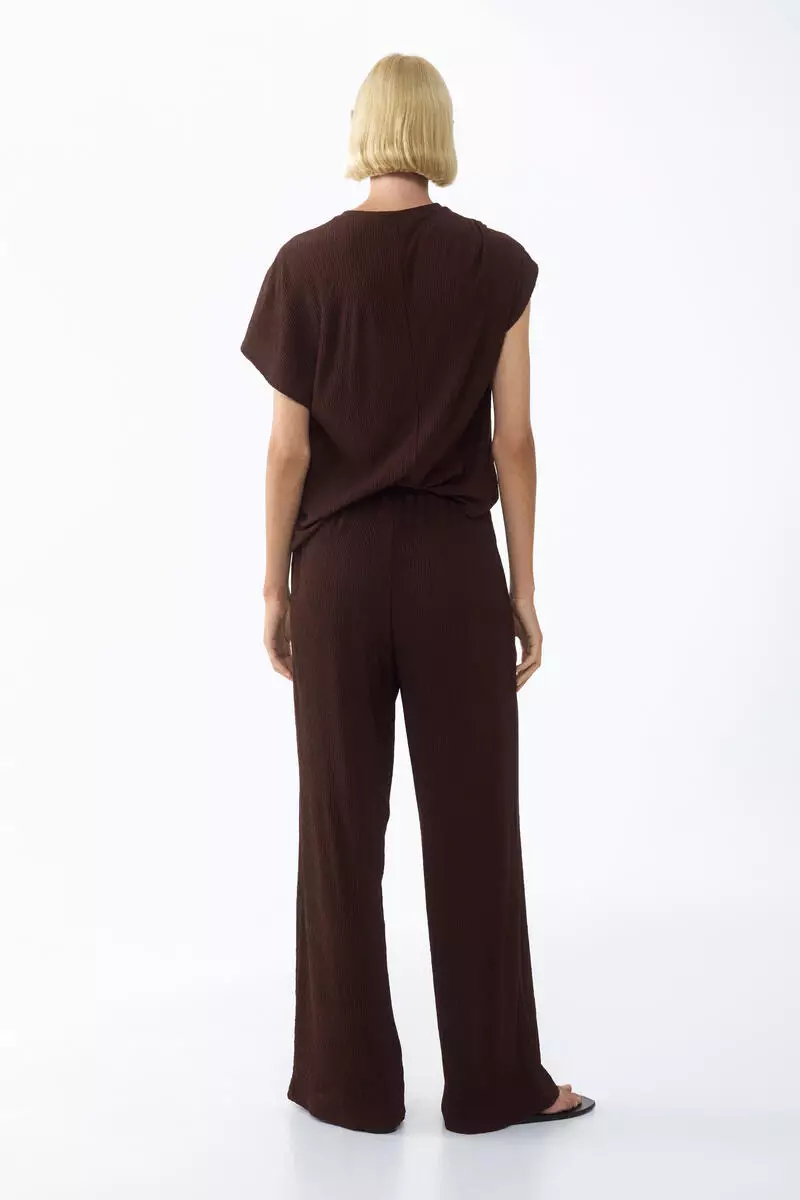 Crinkled drawstring trousers