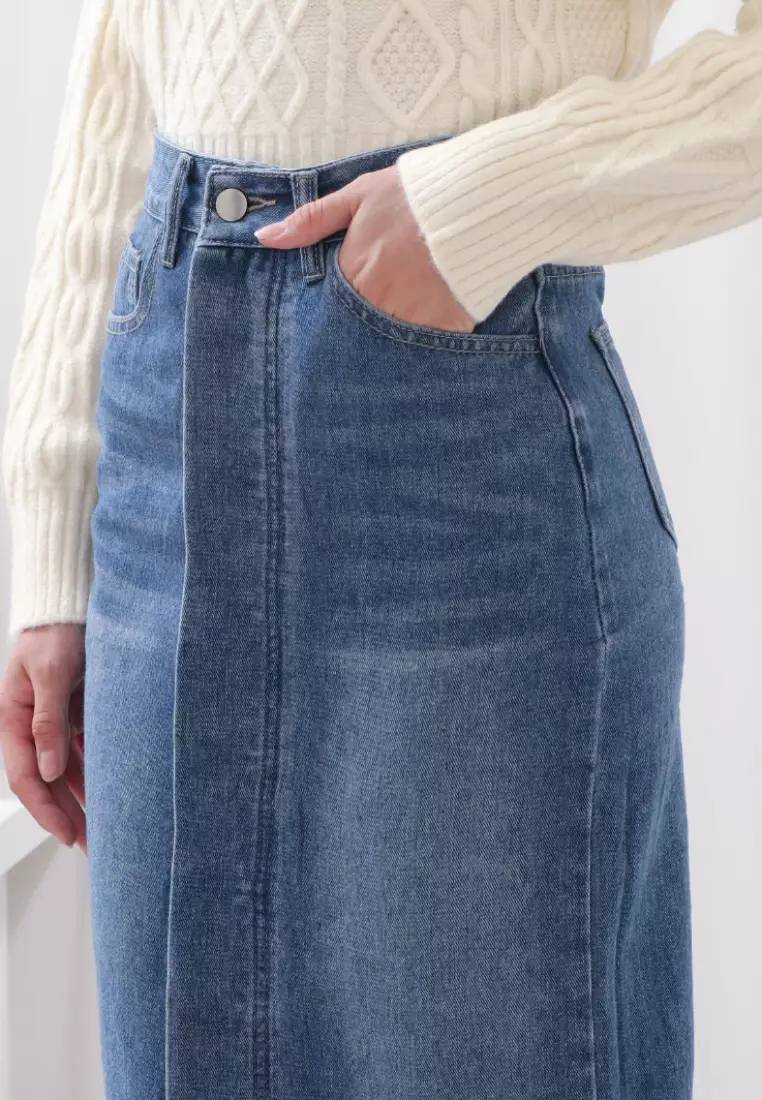 Medeline Midi Skirt in Blue