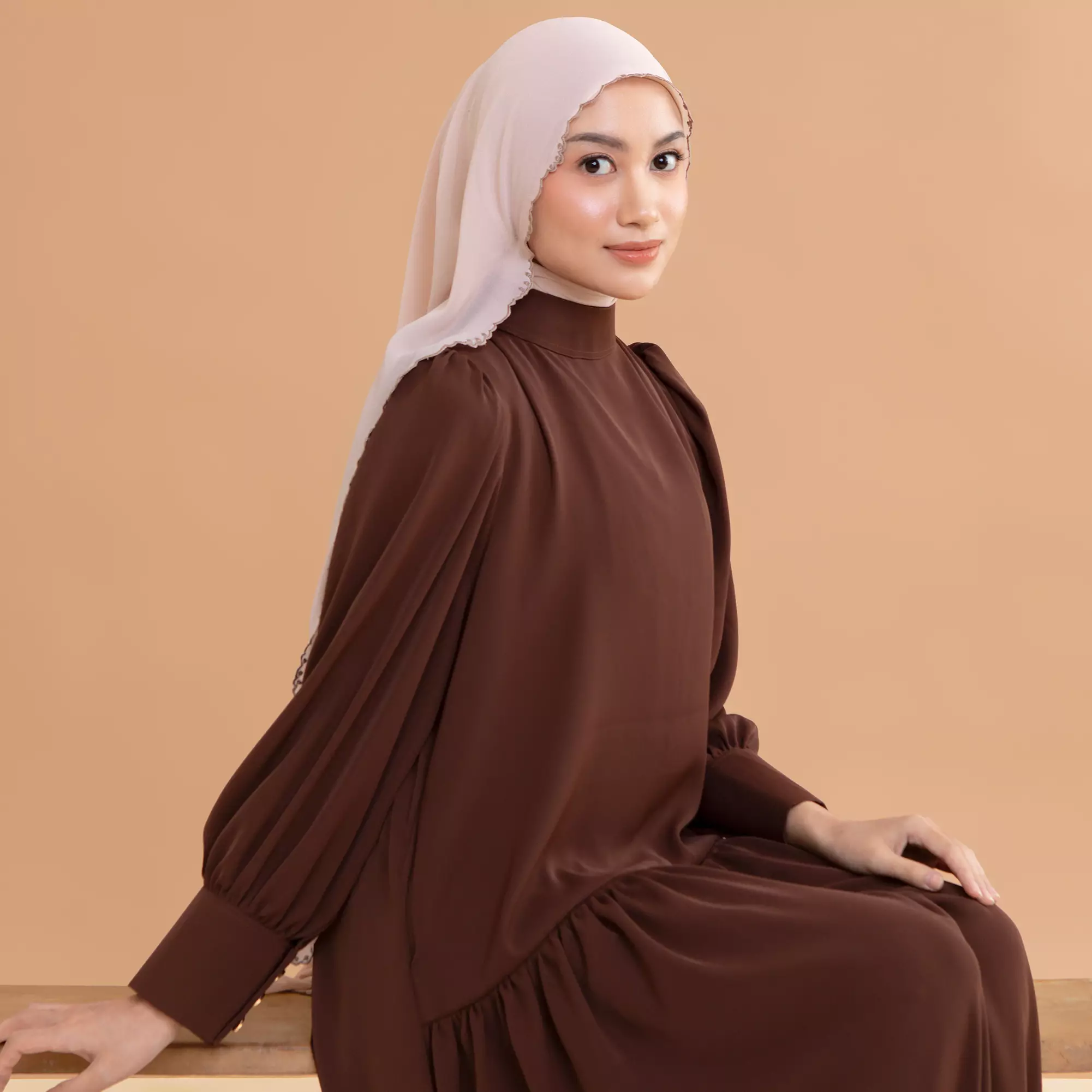 Lesti Dress Lozy x Lesti Mahogany