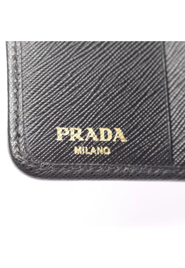 Pre-Loved Prada PORTAF PICCOLO LAMPO Bi-fold wallet nylon canvas leather black