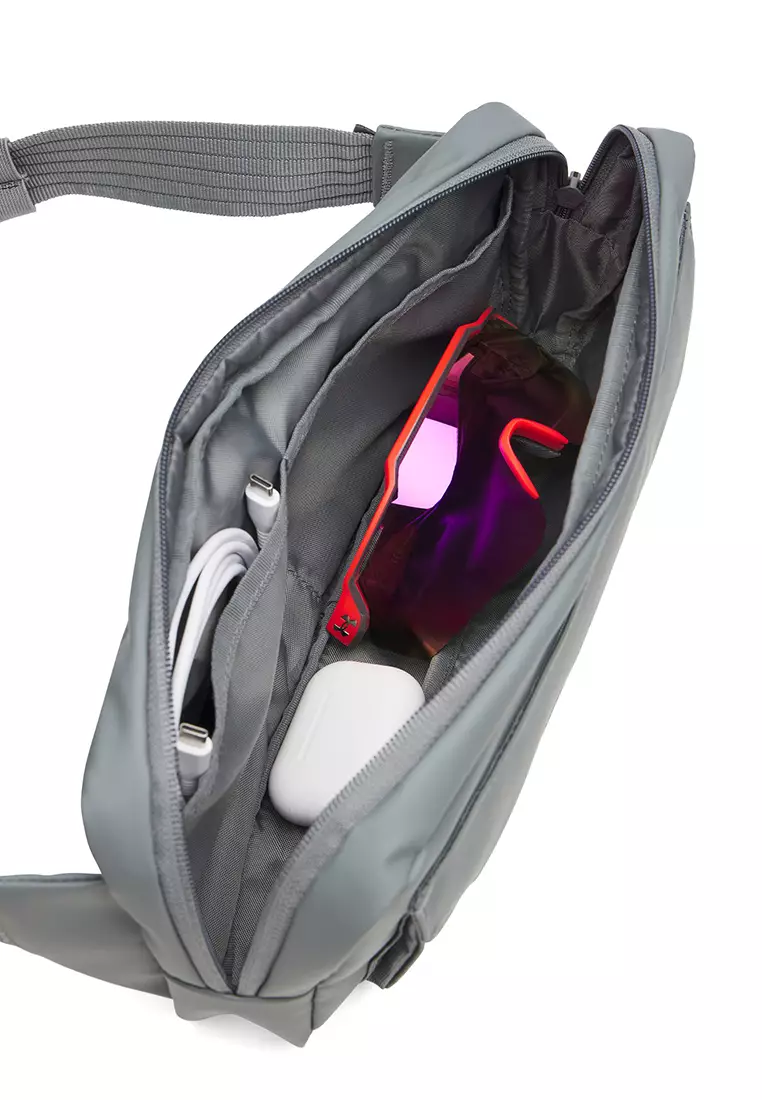Triumph Unisex Bag