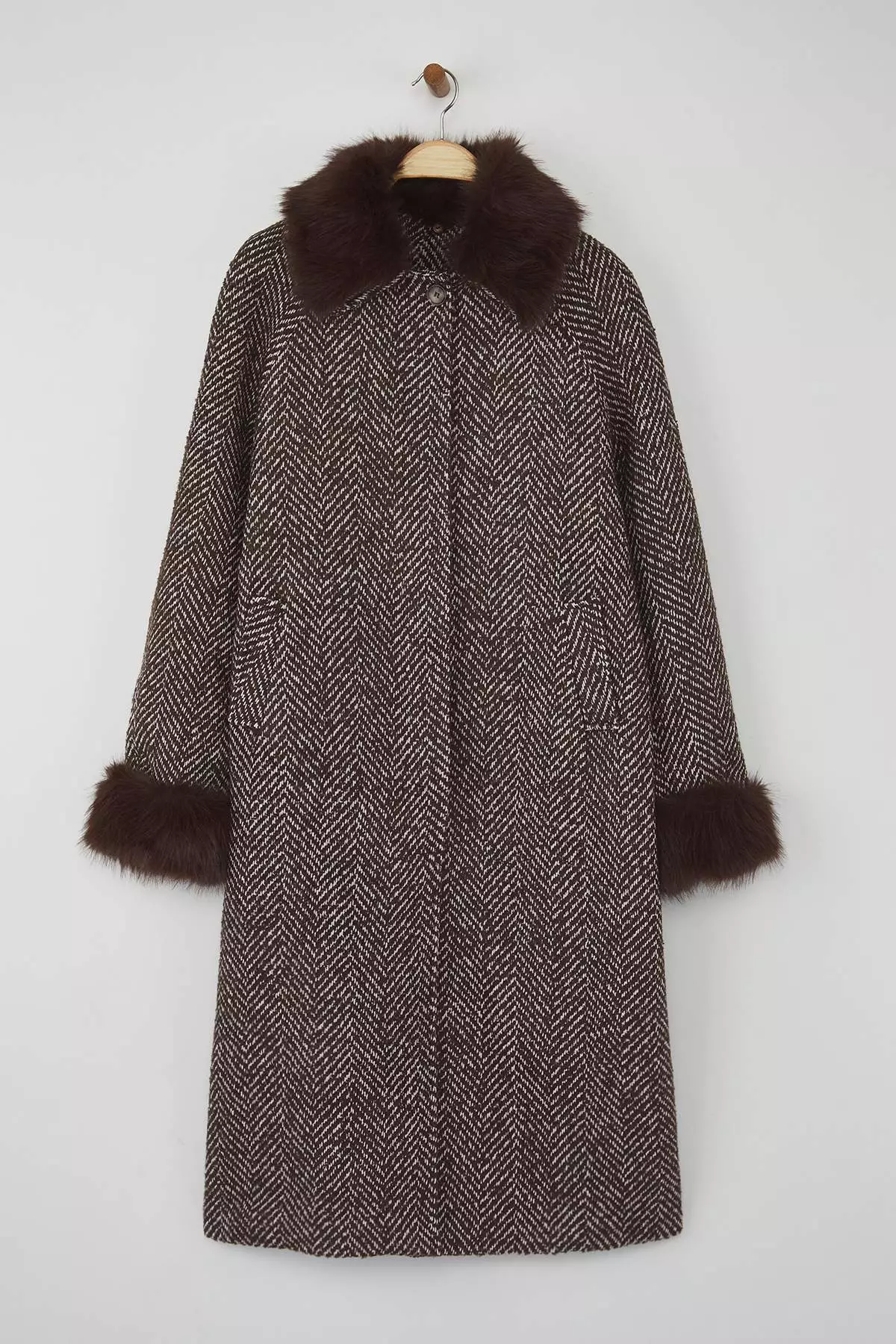 Brown Fur Detailed Herringbone Mono Closure Oversize Long Cashmere Coat