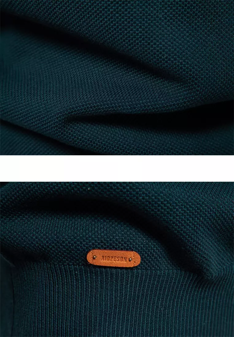Contrast Stand Collar Knitwear AX-SW135