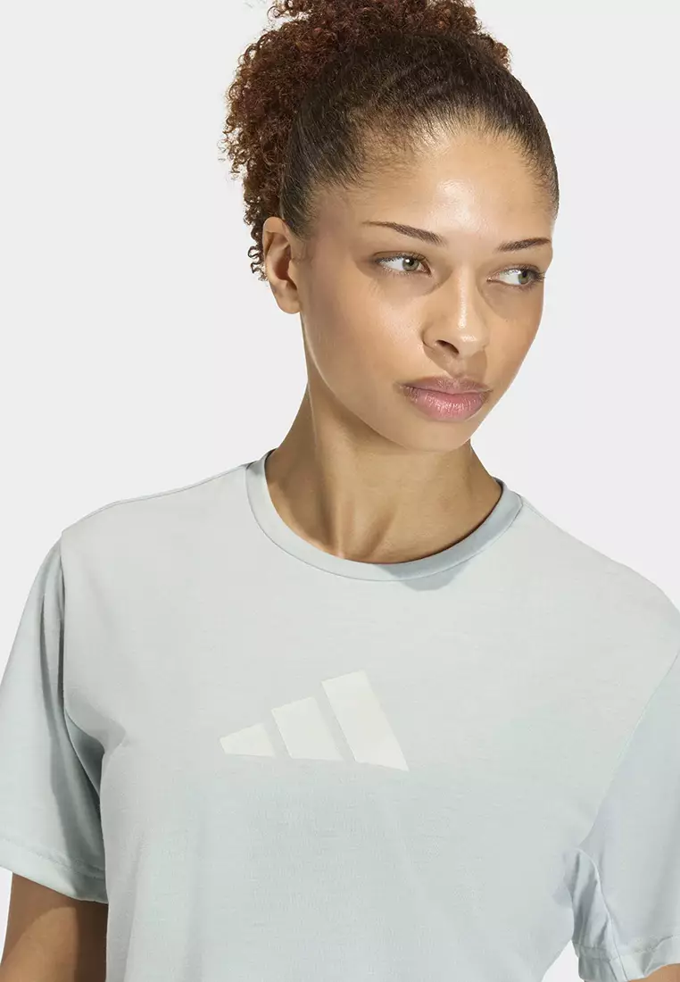 Train Essentials Big Logo Performance Training T-Shirt