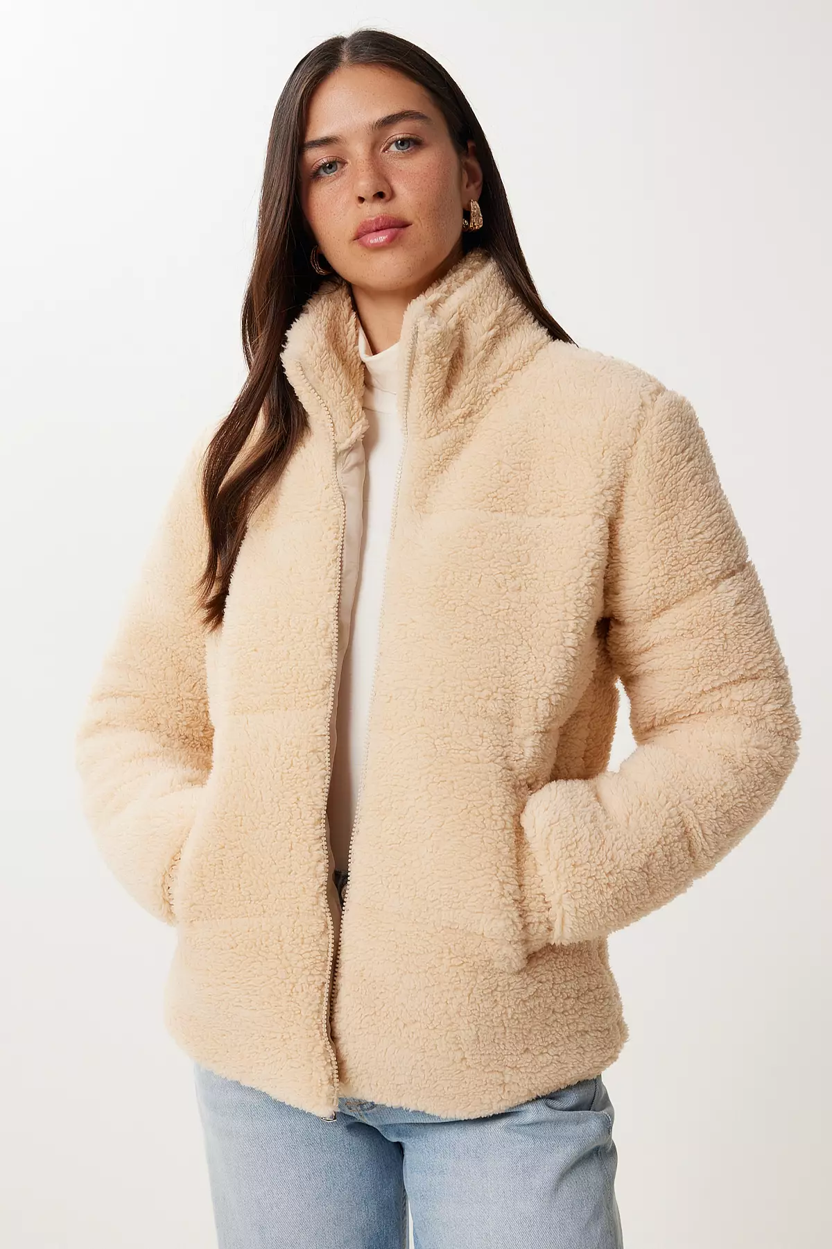 Women's Latte Soft Textured Plush Coat Dd01370