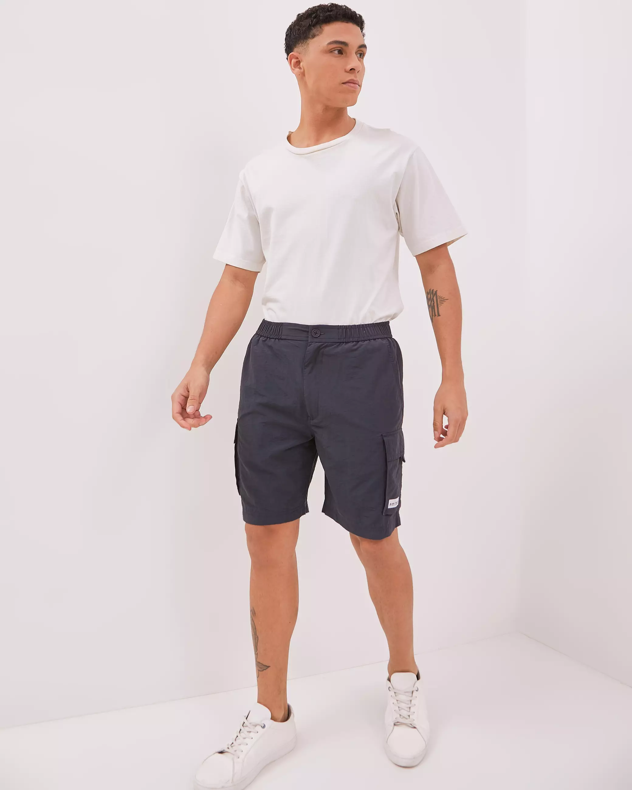 AMK Celana Pendek Cargo Pria PT Neo Navy