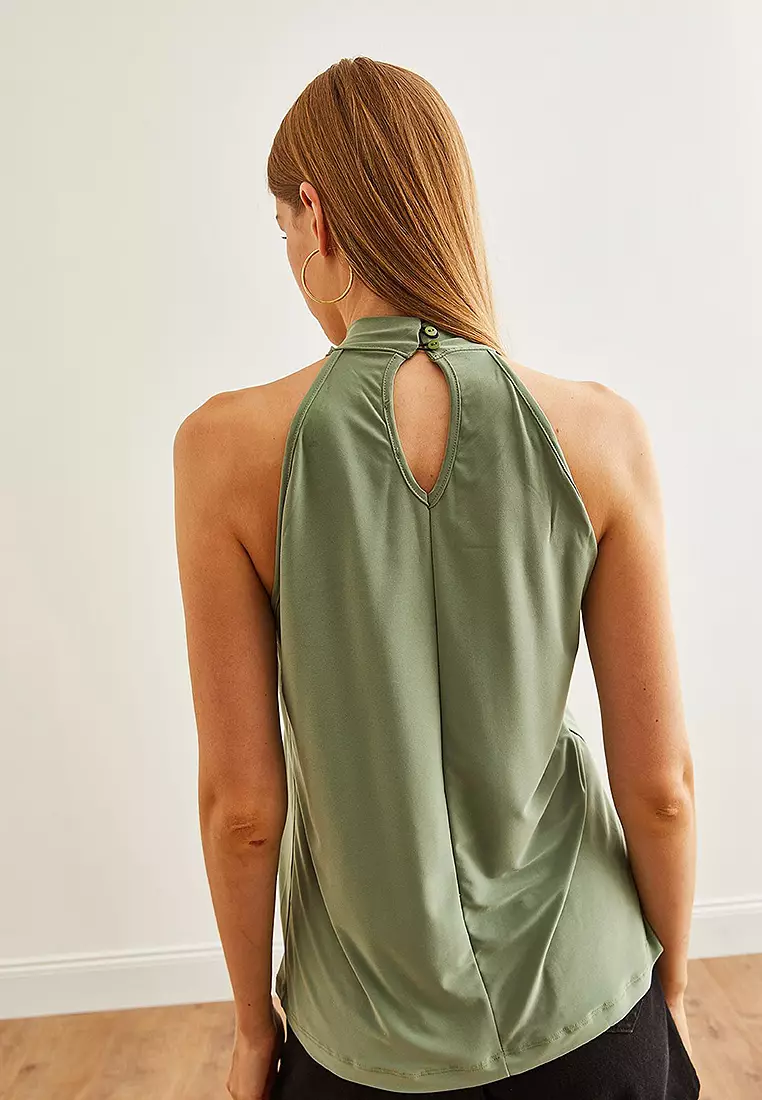 Women's Green Buttoned Collar Halter Collar Flowy Blouse BLZ-19002673