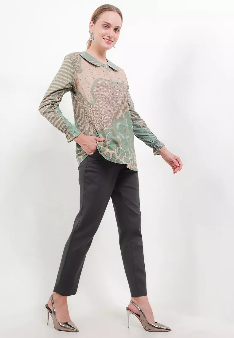 Evano Blouse Batik Exclusive Premium Wanita Casual Modern