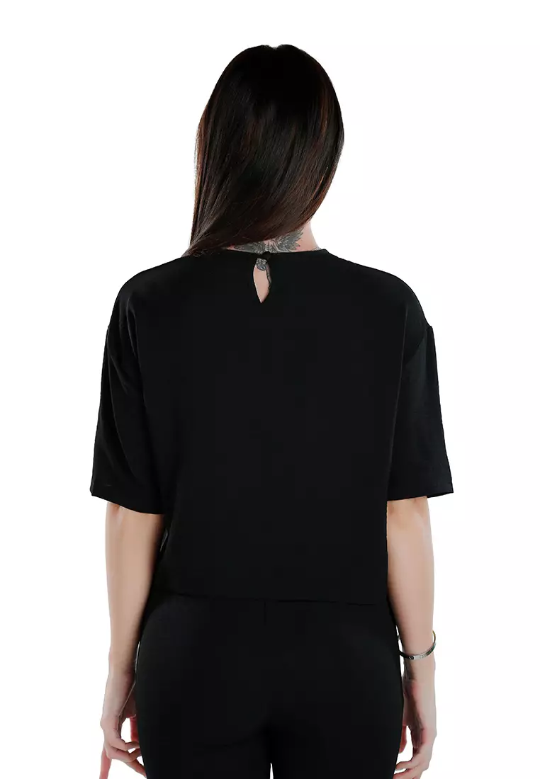 Atasan Pendek Lengan Pendek Hitam & Setelan Celana Capri Co Ord