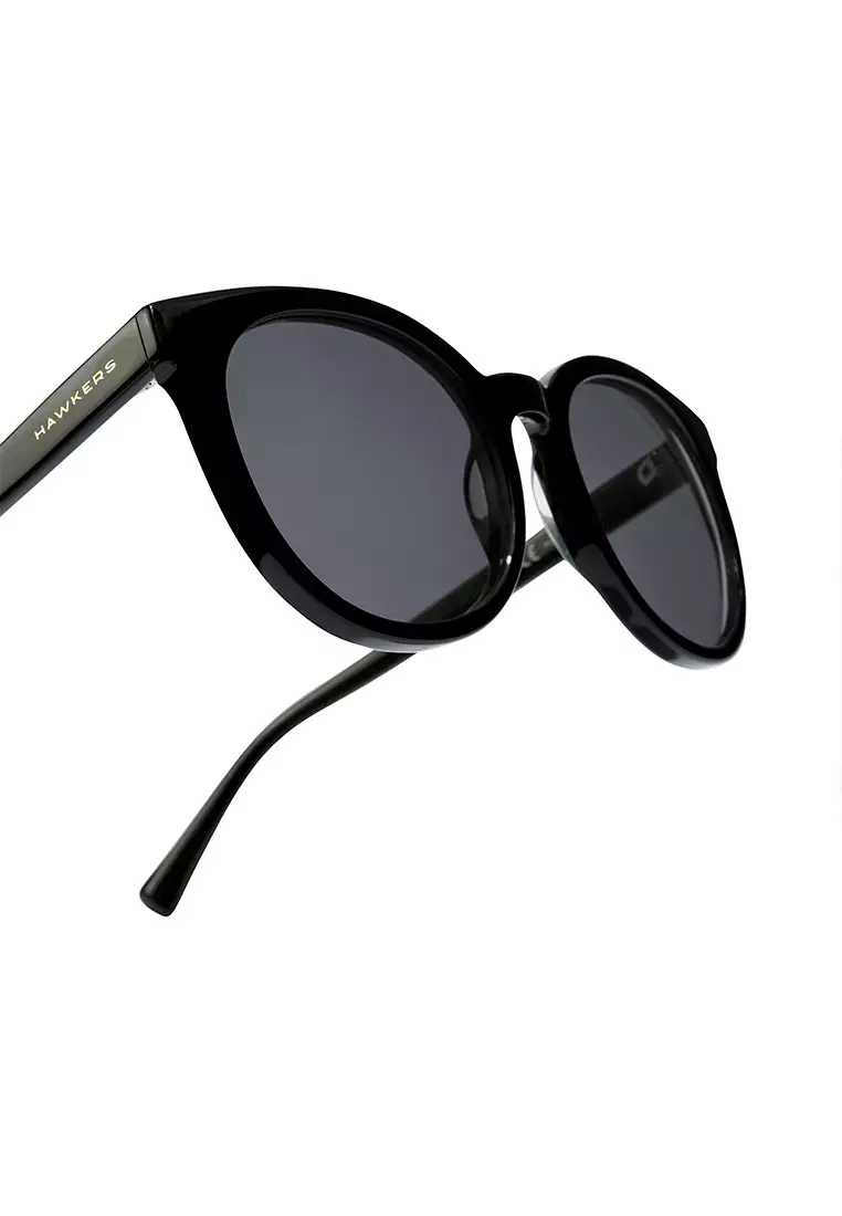 HAWKERS Black Dark Resort Sunglasses For Men And Women, Unisex. Official Product Designed In Spain