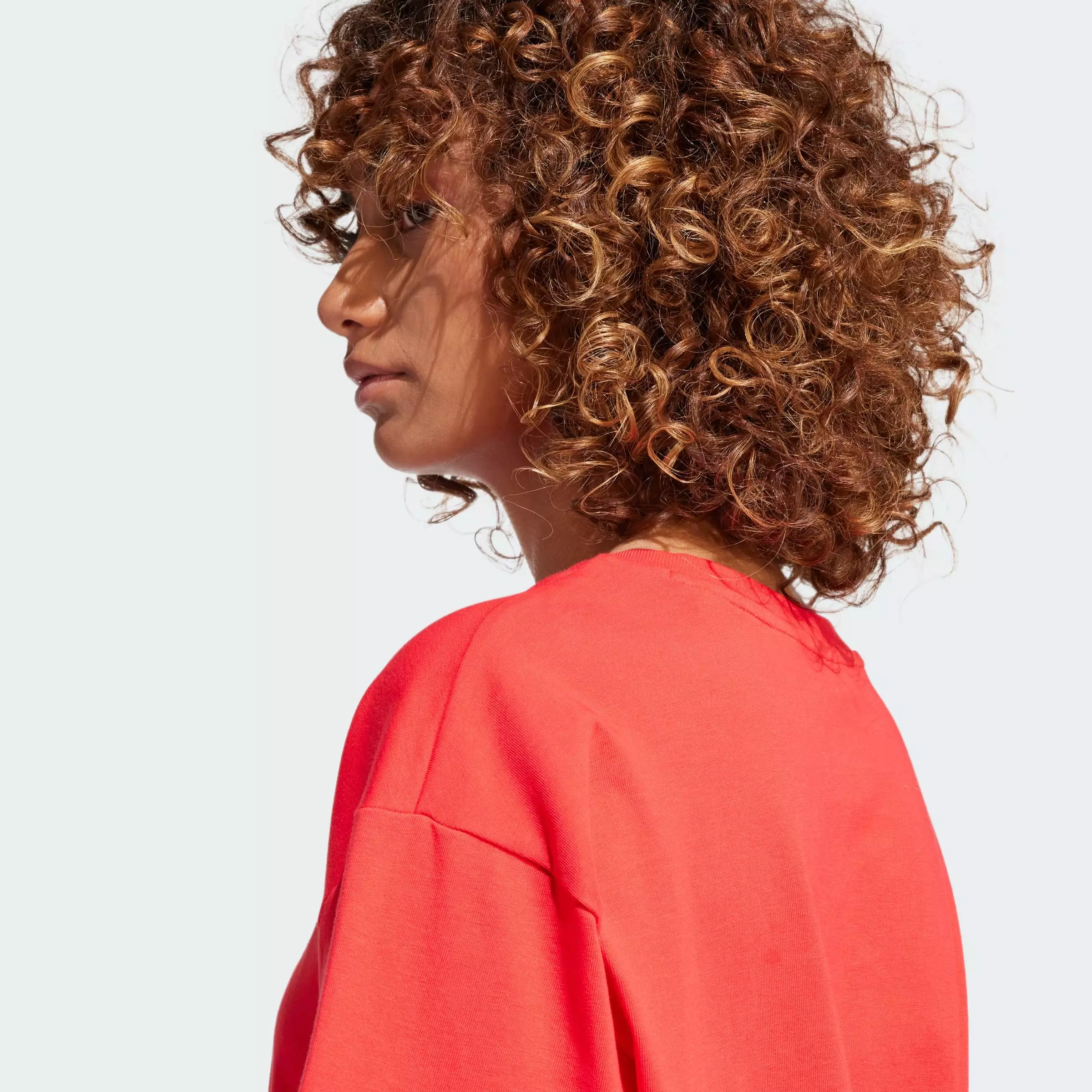 Lifestyle Codes Photoreal Graphic Tee Women Red JJ4065