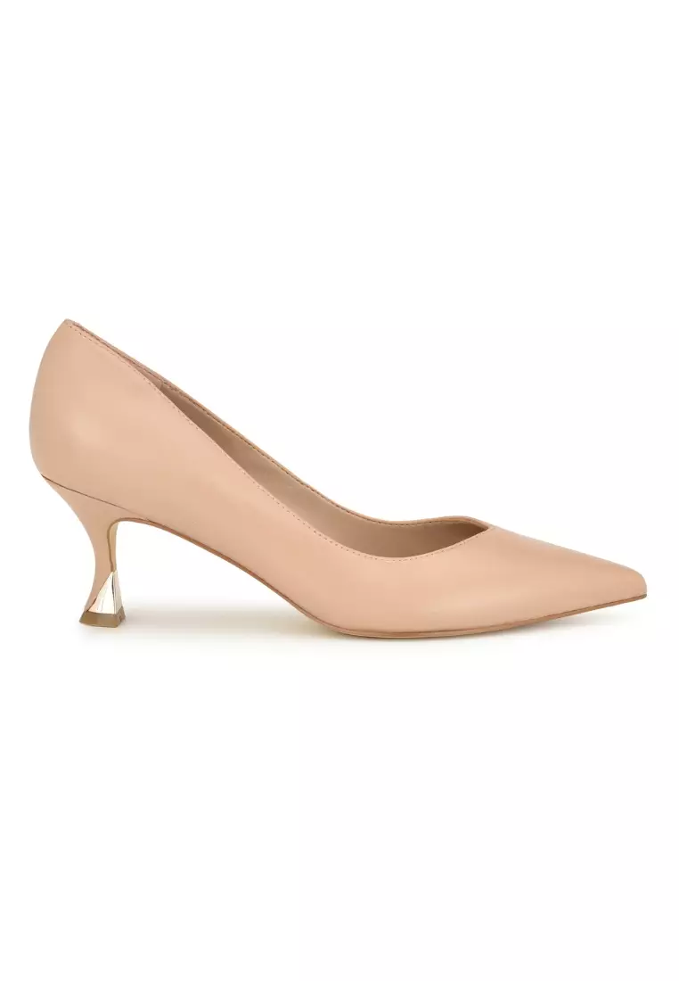 Nine west new arrivals beige pumps