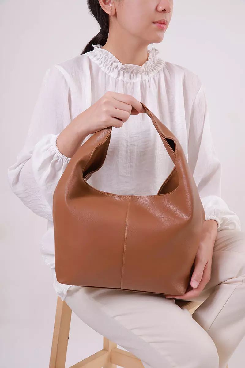 Tekka Felora Shoulder Bag Caramel
