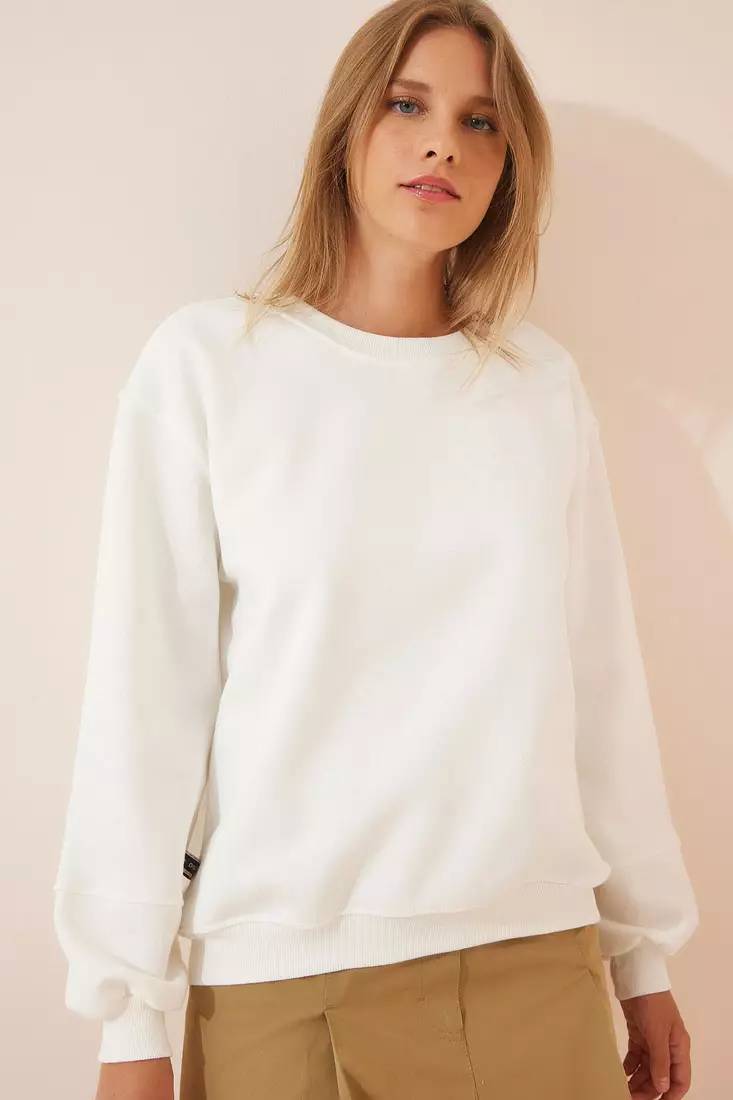 White top basic sweatshirt