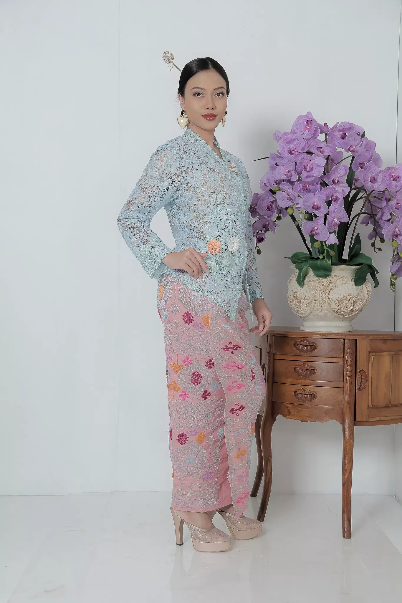 Kebaya Encim Nyonya Kebaya Blue Black Color