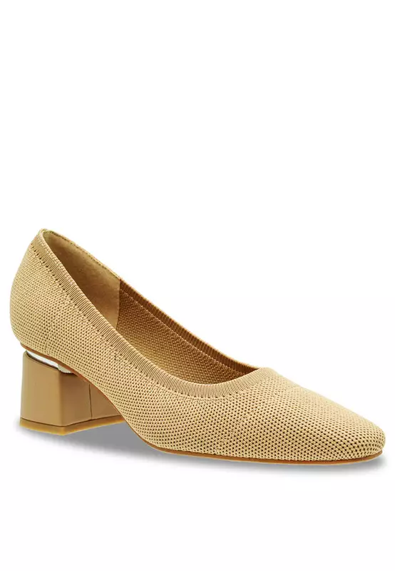 Flyknit Round Toe Heels