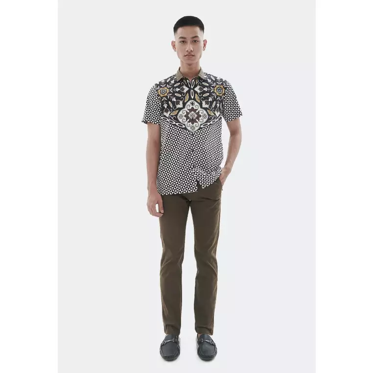 MANZONE Kemeja Batik Lengan Pendek - AGRA
